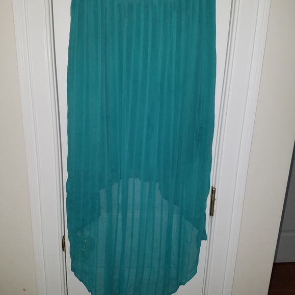 Xhilaration Dresses & Skirts - 🌷4/$20 SKIRT AND TOP MEDIUM HIGH LOW